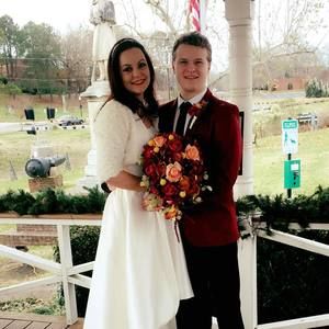 Meet your Posher, Elizabeth